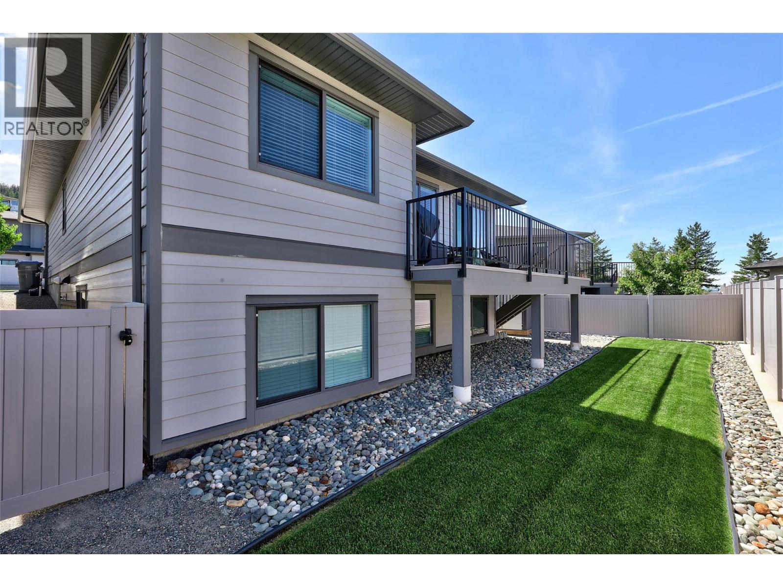 1323 Kinross Place Unit# 107, Kamloops, British Columbia  V1S 0E4 - Photo 3 - 10390002