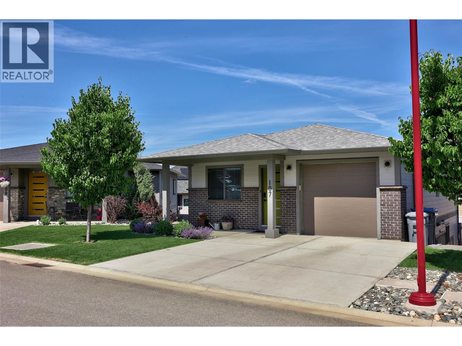 1323 Kinross Place Unit# 107, Kamloops, British Columbia  V1S 0E4 - Photo 4 - 10390002