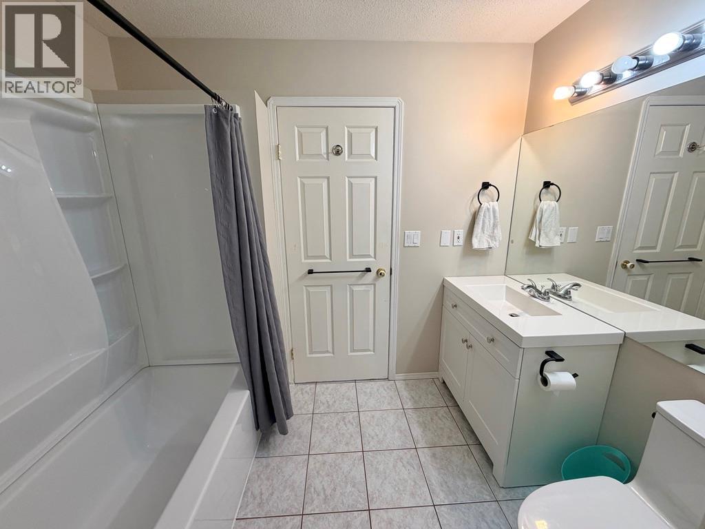 1037 Paradise Valley Subdivision, Dawson Creek, British Columbia  V1G 0H4 - Photo 38 - 10390129