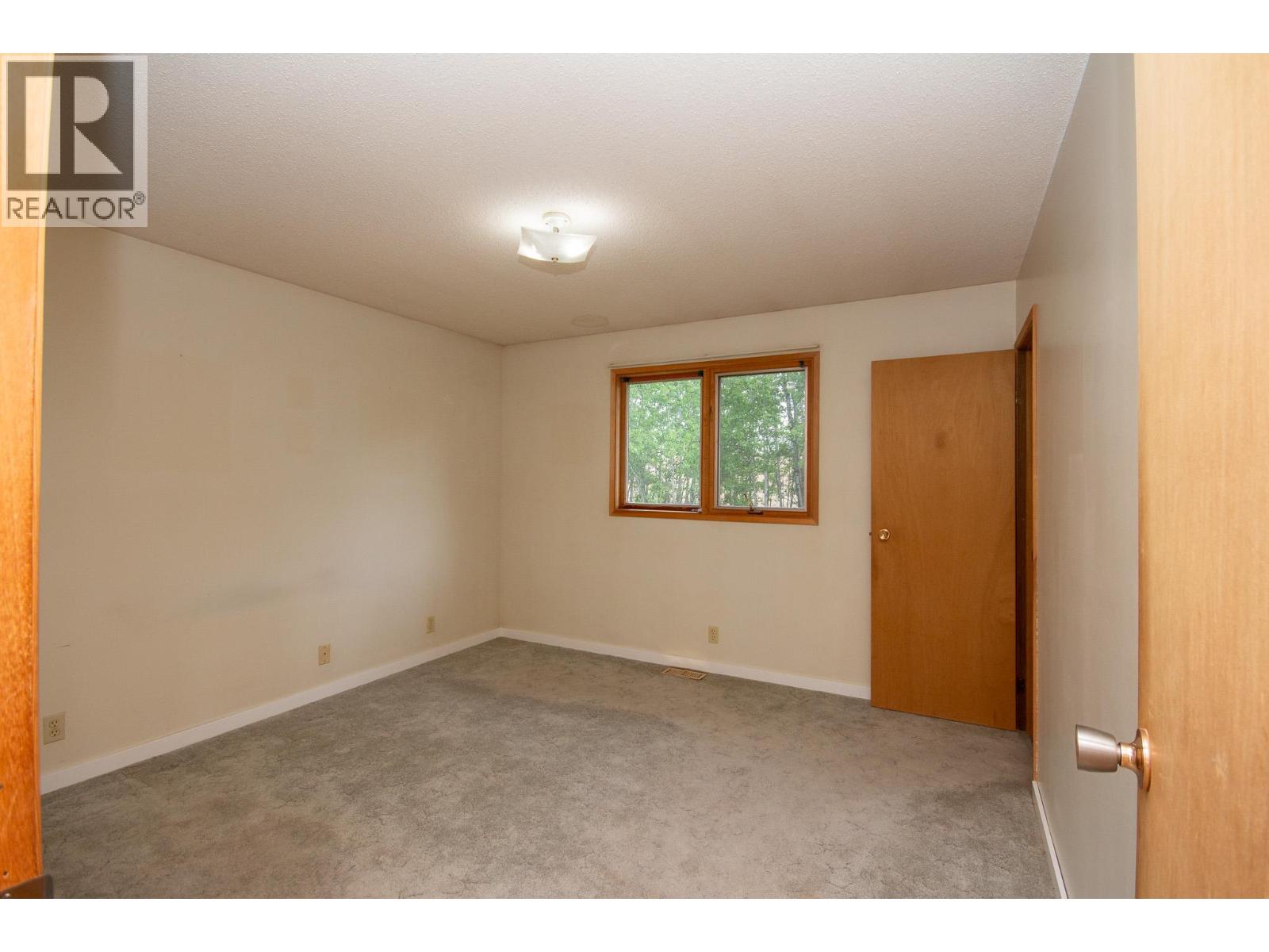9616 227 Road, Dawson Creek, British Columbia  V1G 4T9 - Photo 8 - 10390128