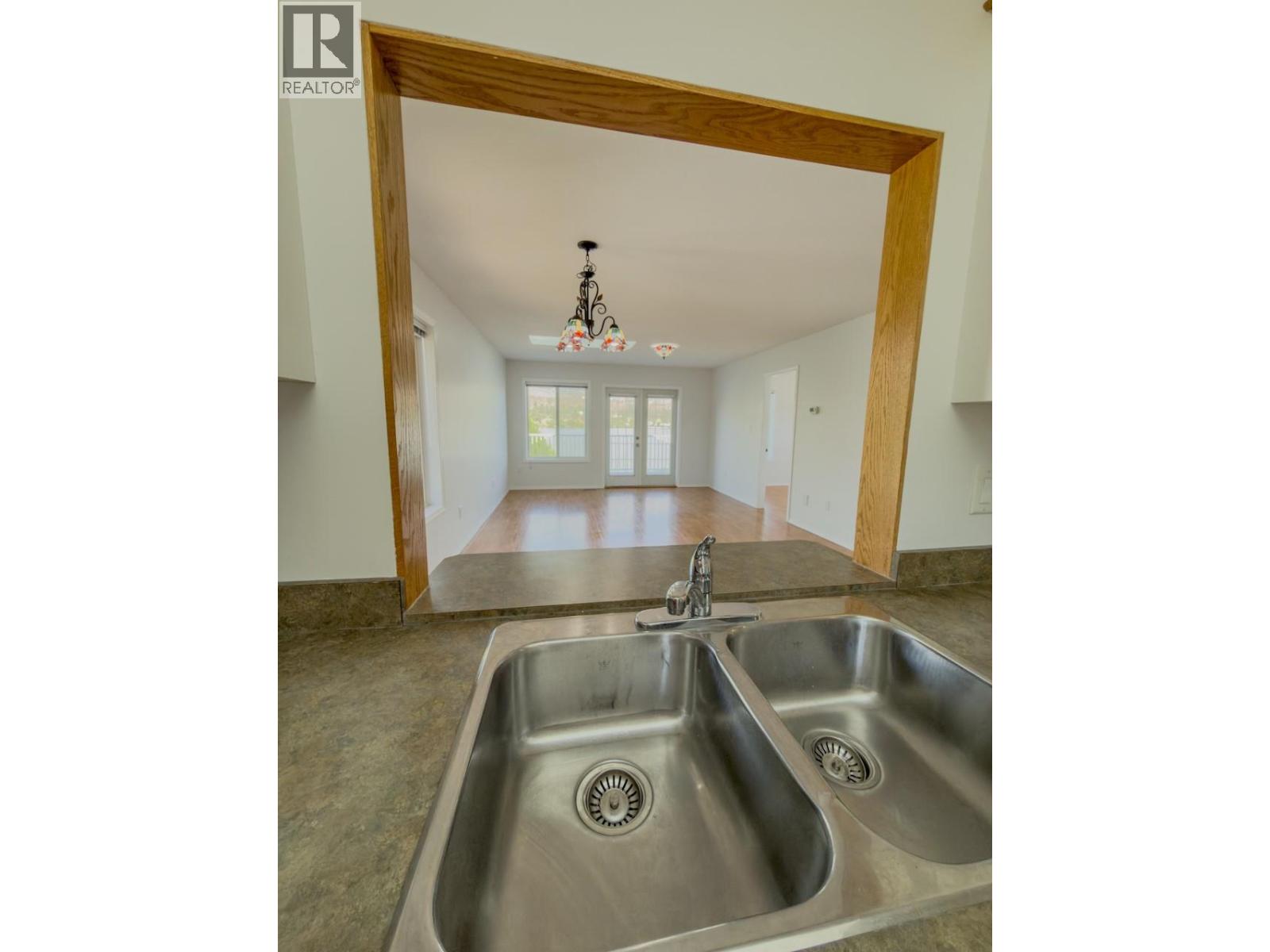 6905 Lakseide Drive, Oliver, British Columbia  V0H 1T4 - Photo 12 - 10387995