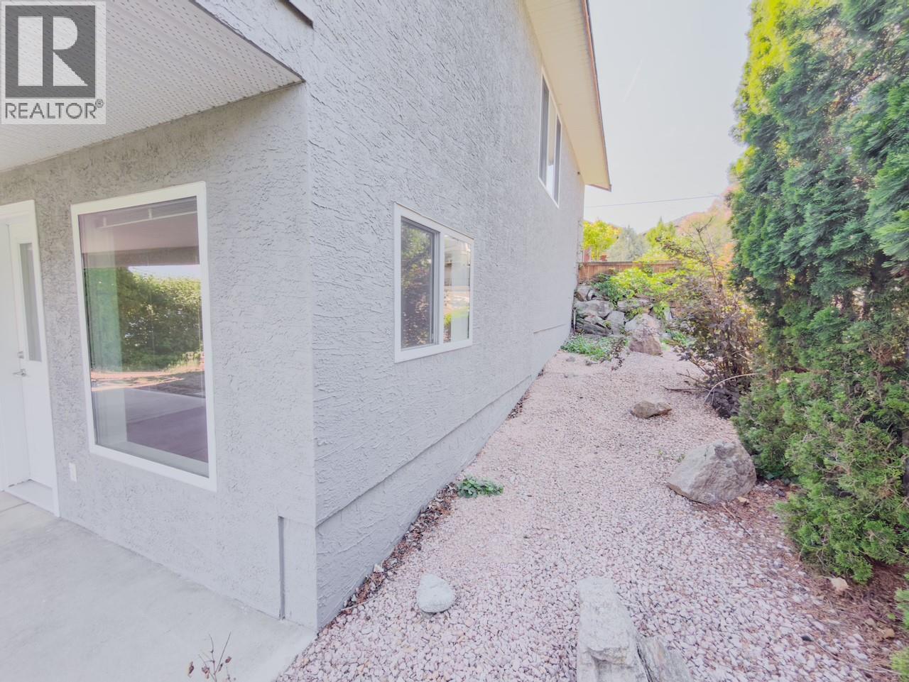 6905 Lakseide Drive, Oliver, British Columbia  V0H 1T4 - Photo 29 - 10387995