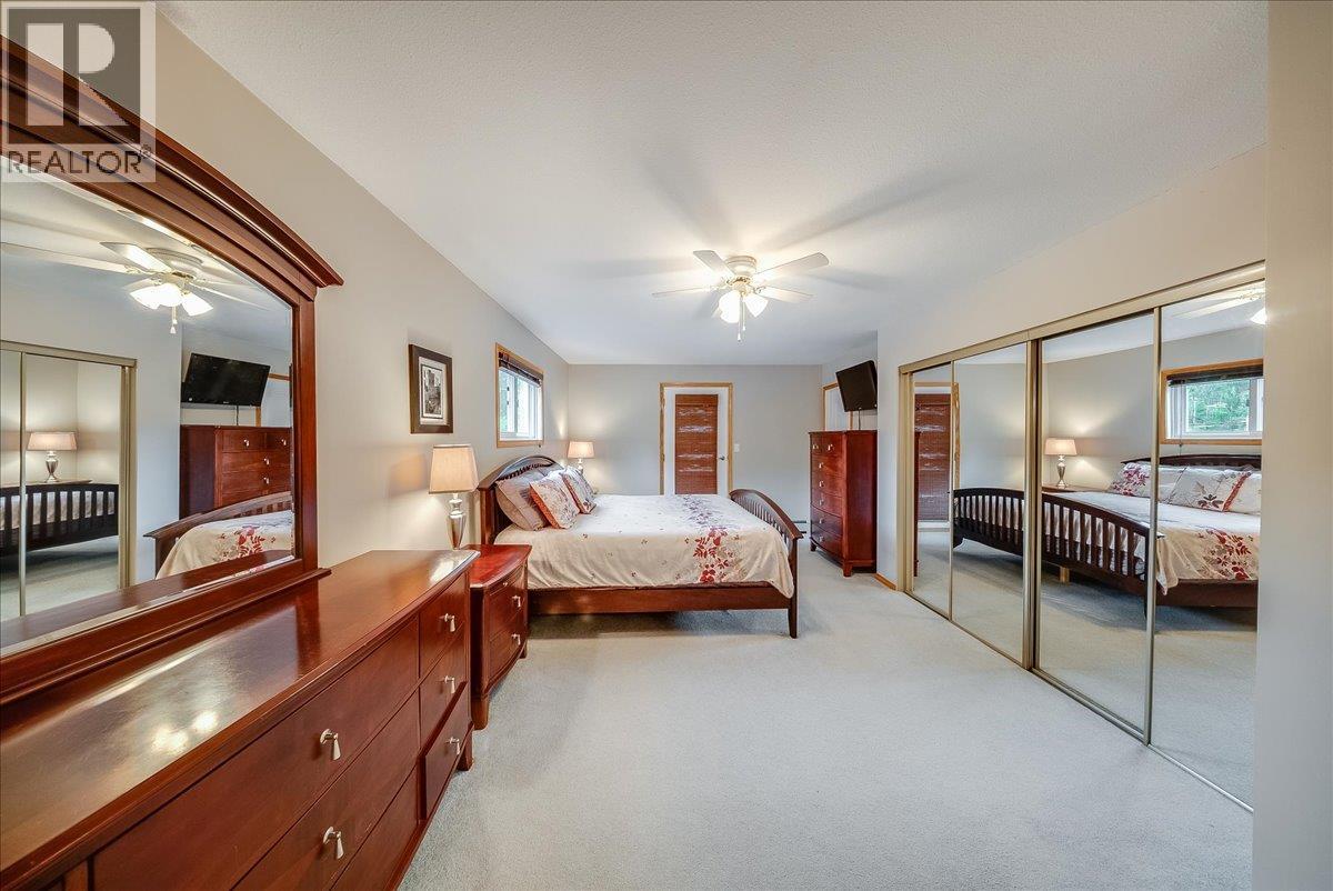 128 Colley Street, Warfield, British Columbia  V1R 2M2 - Photo 20 - 10388434