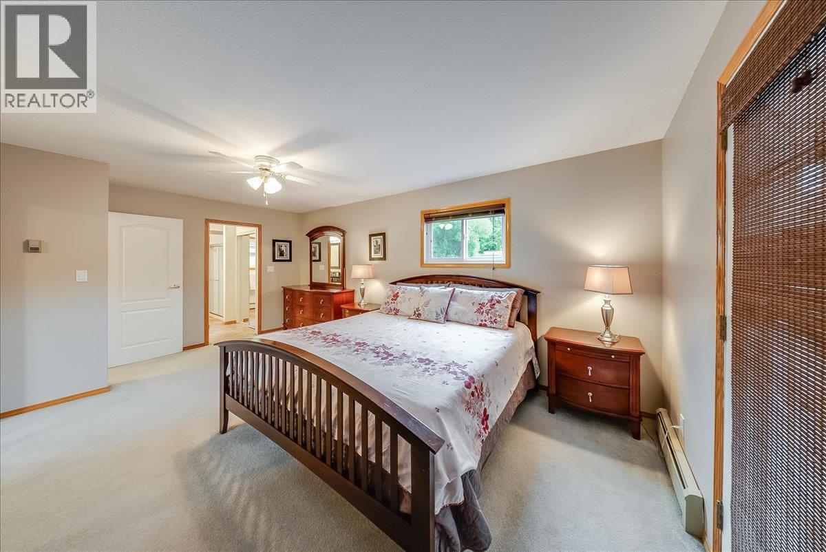 128 Colley Street, Warfield, British Columbia  V1R 2M2 - Photo 21 - 10388434