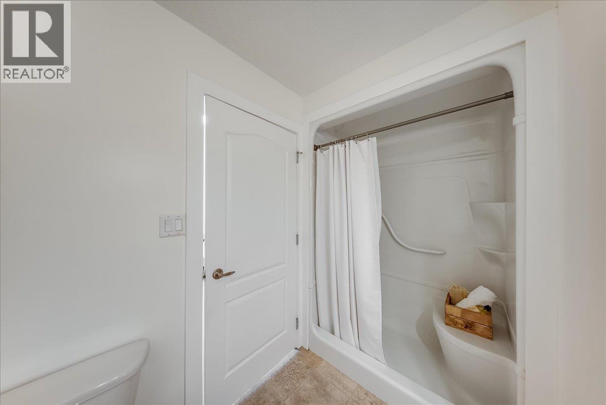 1214 Heather Place, Trail, British Columbia  V1R 4Y2 - Photo 27 - 10389869