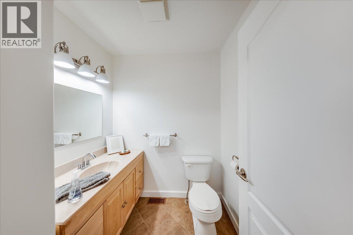 1214 Heather Place, Trail, British Columbia  V1R 4Y2 - Photo 32 - 10389869