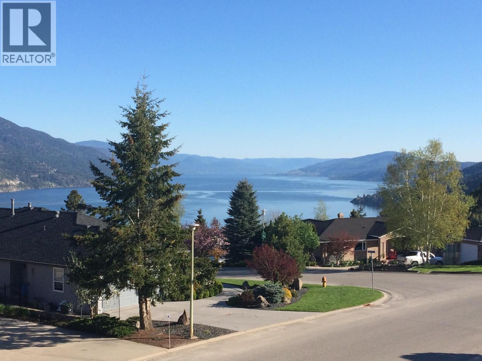 183 Magic Drive, Kelowna, British Columbia  V1V 1N2 - Photo 2 - 10390167
