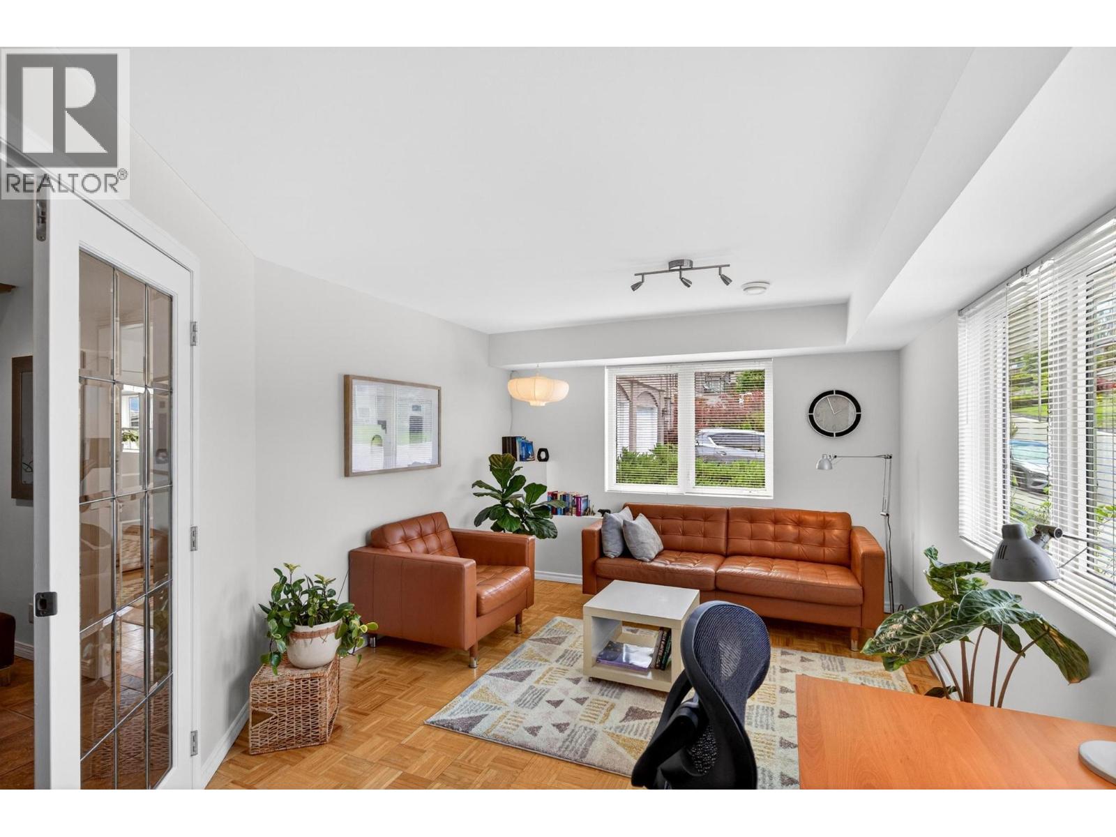 183 Magic Drive, Kelowna, British Columbia  V1V 1N2 - Photo 35 - 10390167