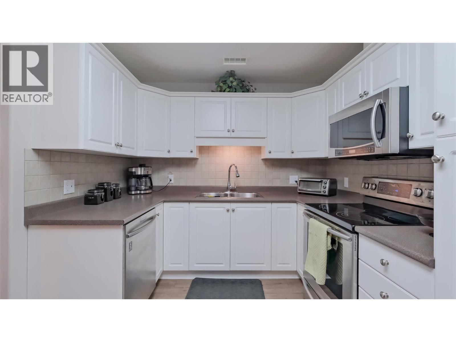 1966 Durnin Road Unit# 405, Kelowna, British Columbia  V1X 7Z2 - Photo 16 - 10390072