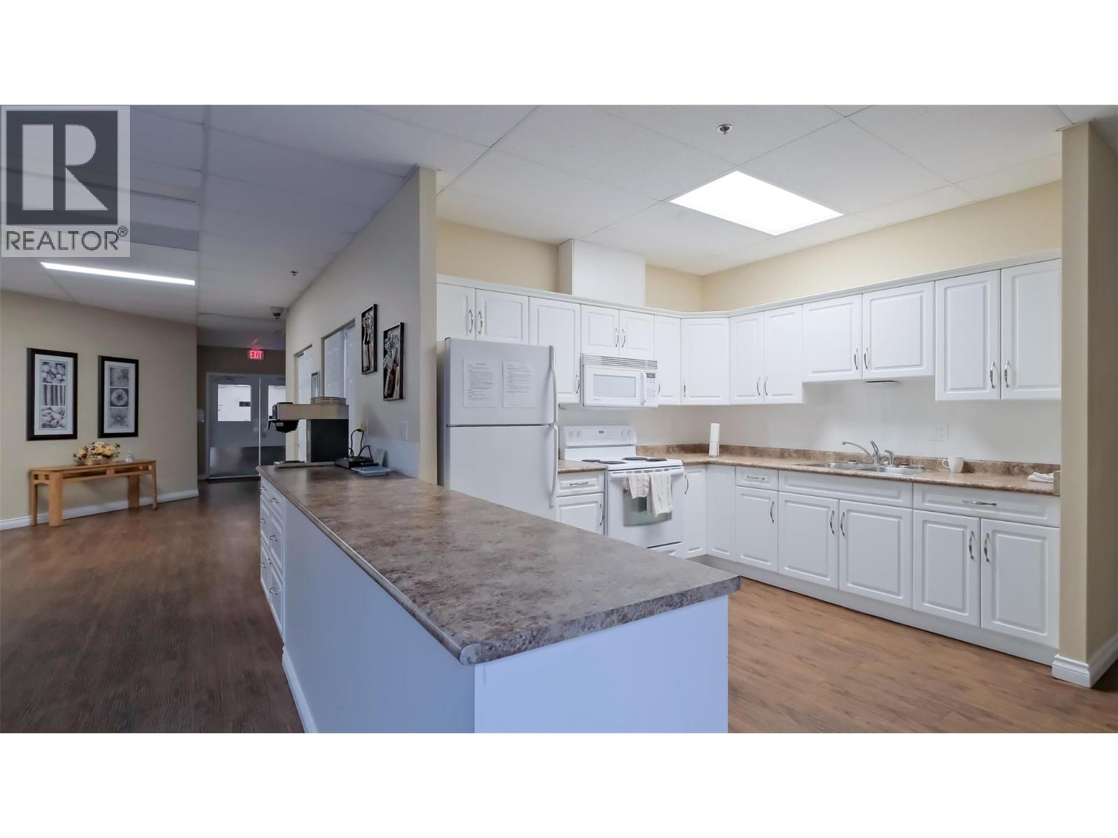 1966 Durnin Road Unit# 405, Kelowna, British Columbia  V1X 7Z2 - Photo 33 - 10390072