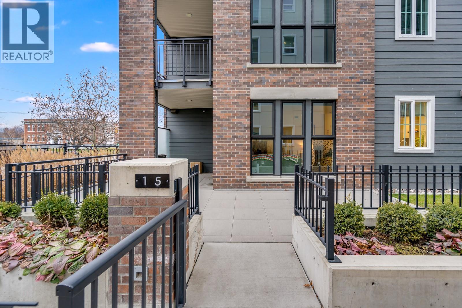 1800 Richter Street Unit# 115, Kelowna, British Columbia  V1Y 6C7 - Photo 1 - 10390049
