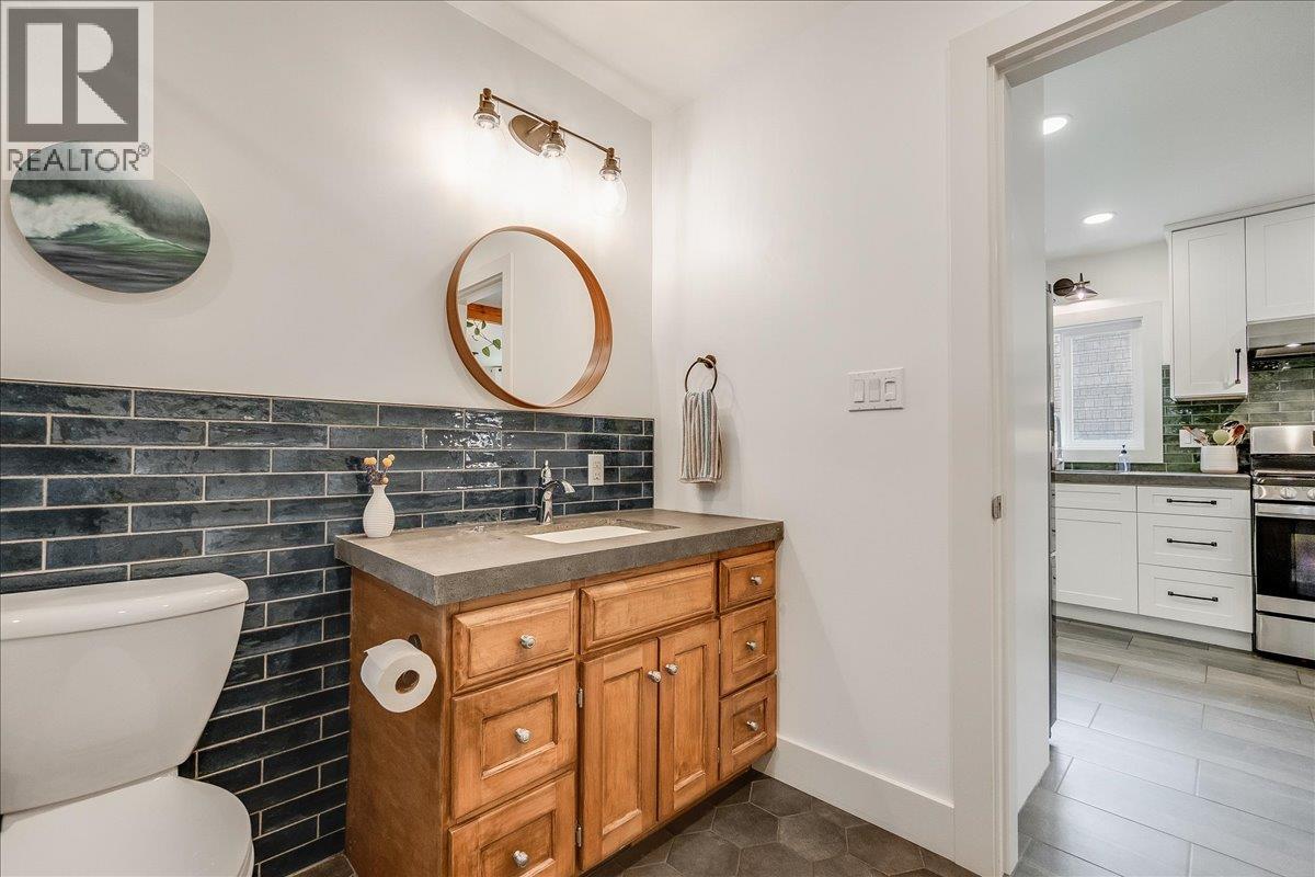 720 Latimer Street, Nelson, British Columbia  V1L 4V4 - Photo 33 - 10389936