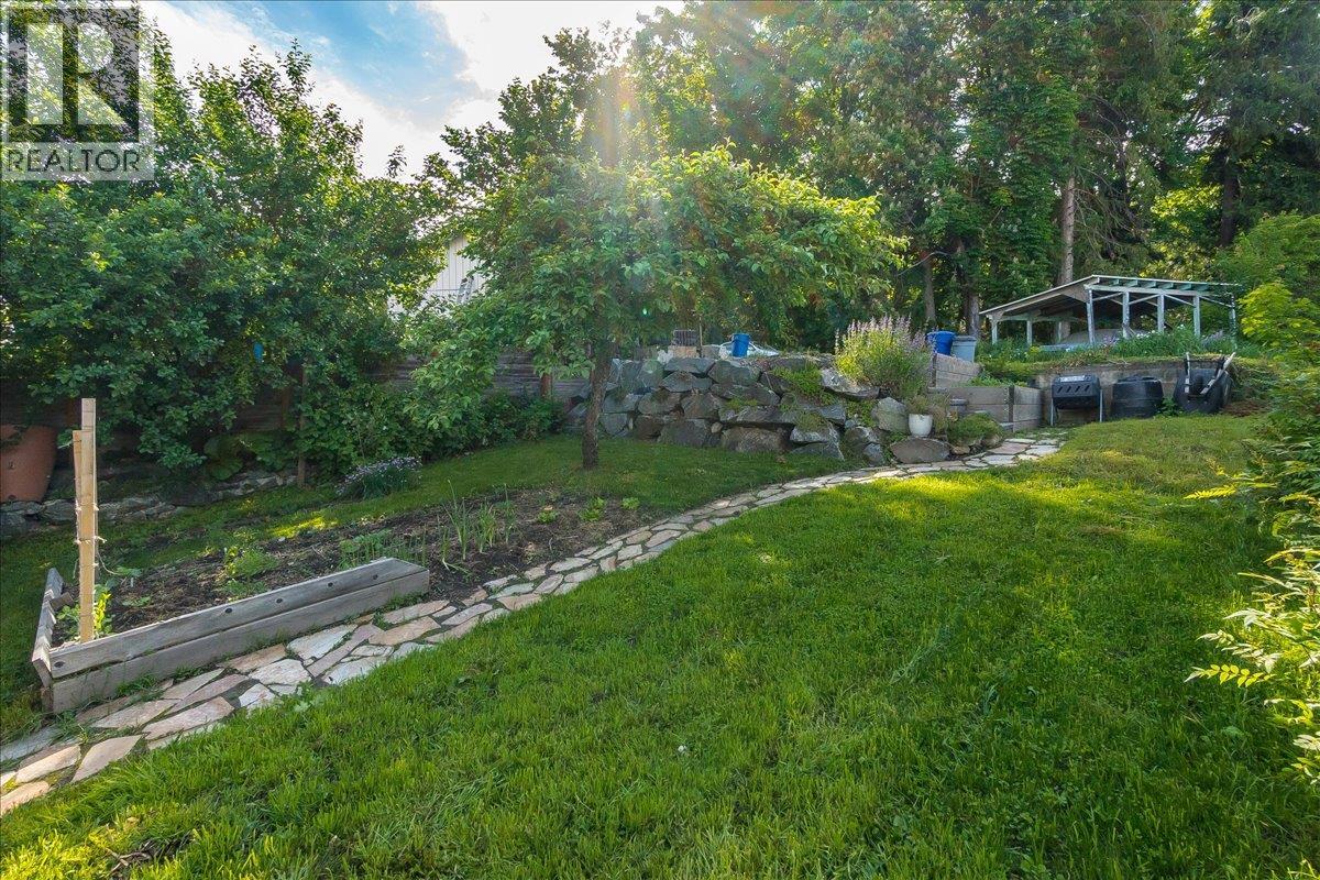 720 Latimer Street, Nelson, British Columbia  V1L 4V4 - Photo 47 - 10389936
