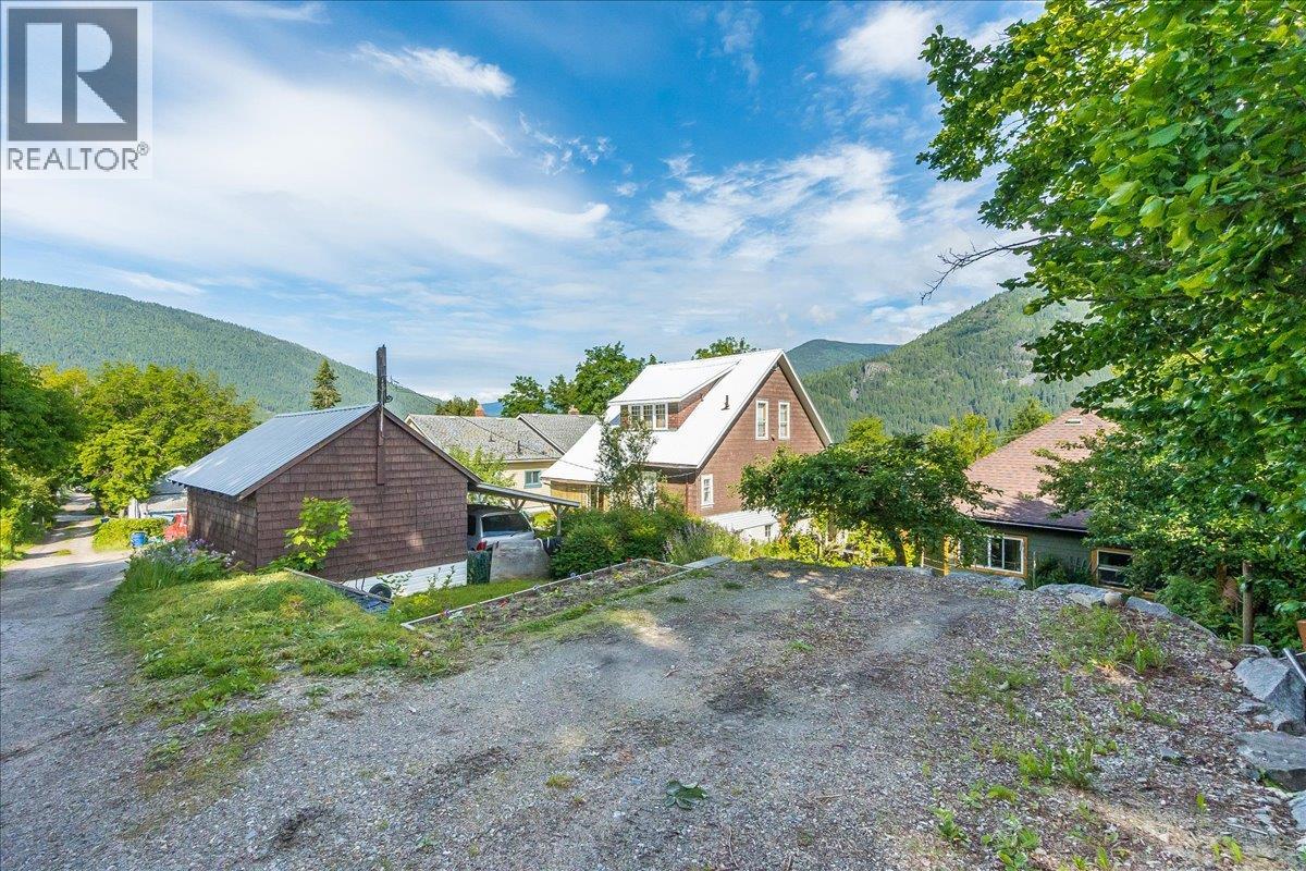 720 Latimer Street, Nelson, British Columbia  V1L 4V4 - Photo 52 - 10389936