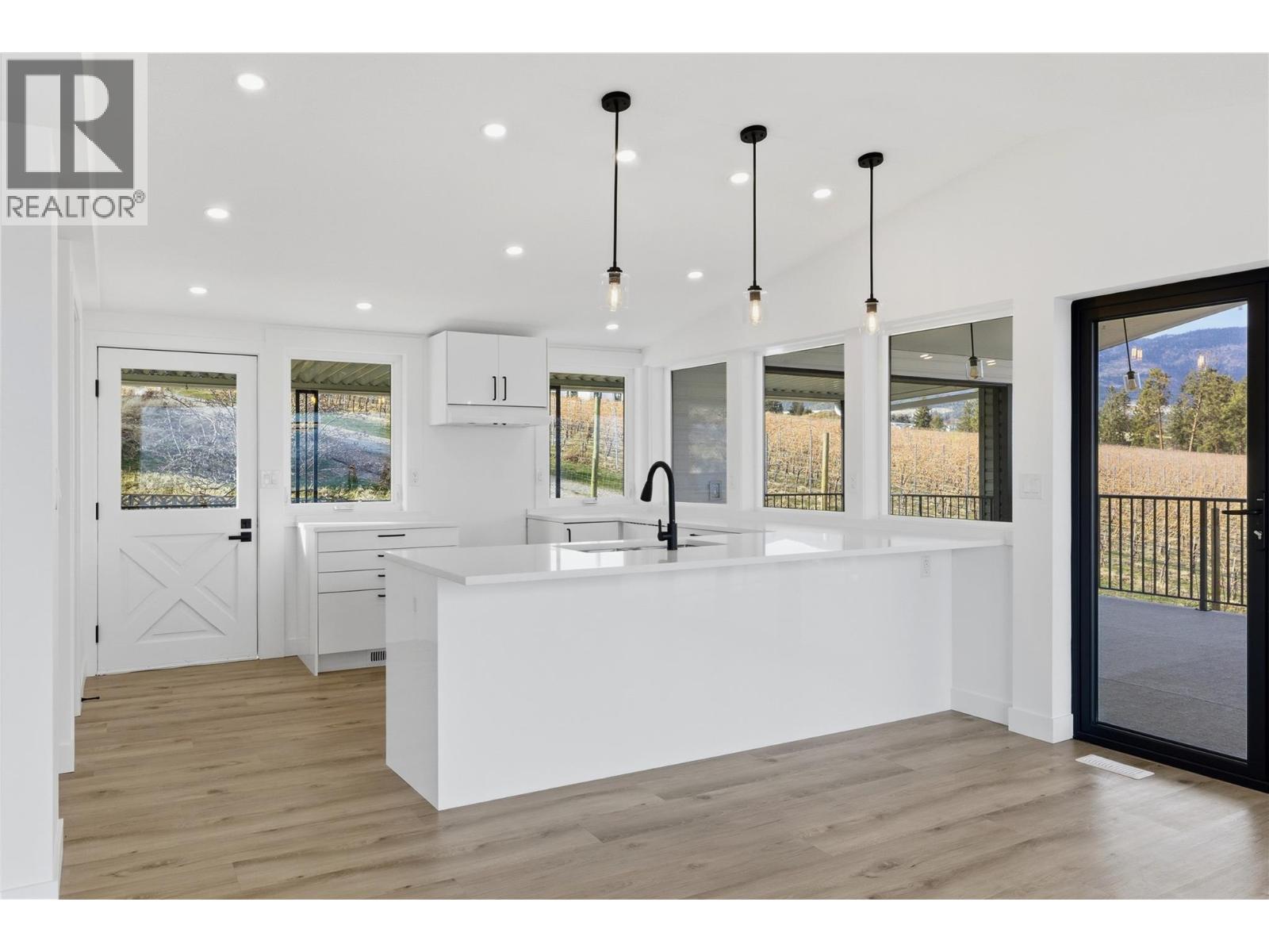 3906 Harding Road, West Kelowna, British Columbia  V4T 2J9 - Photo 12 - 10388134