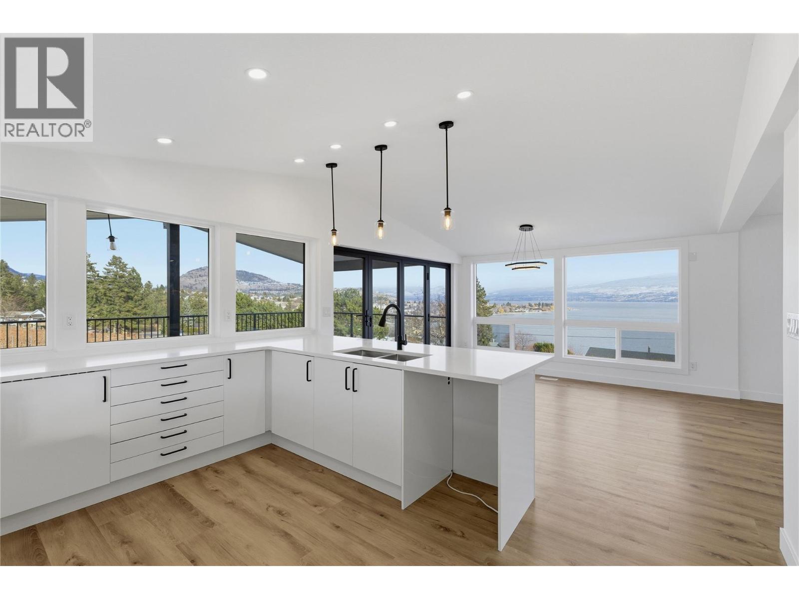 3906 Harding Road, West Kelowna, British Columbia  V4T 2J9 - Photo 14 - 10388134