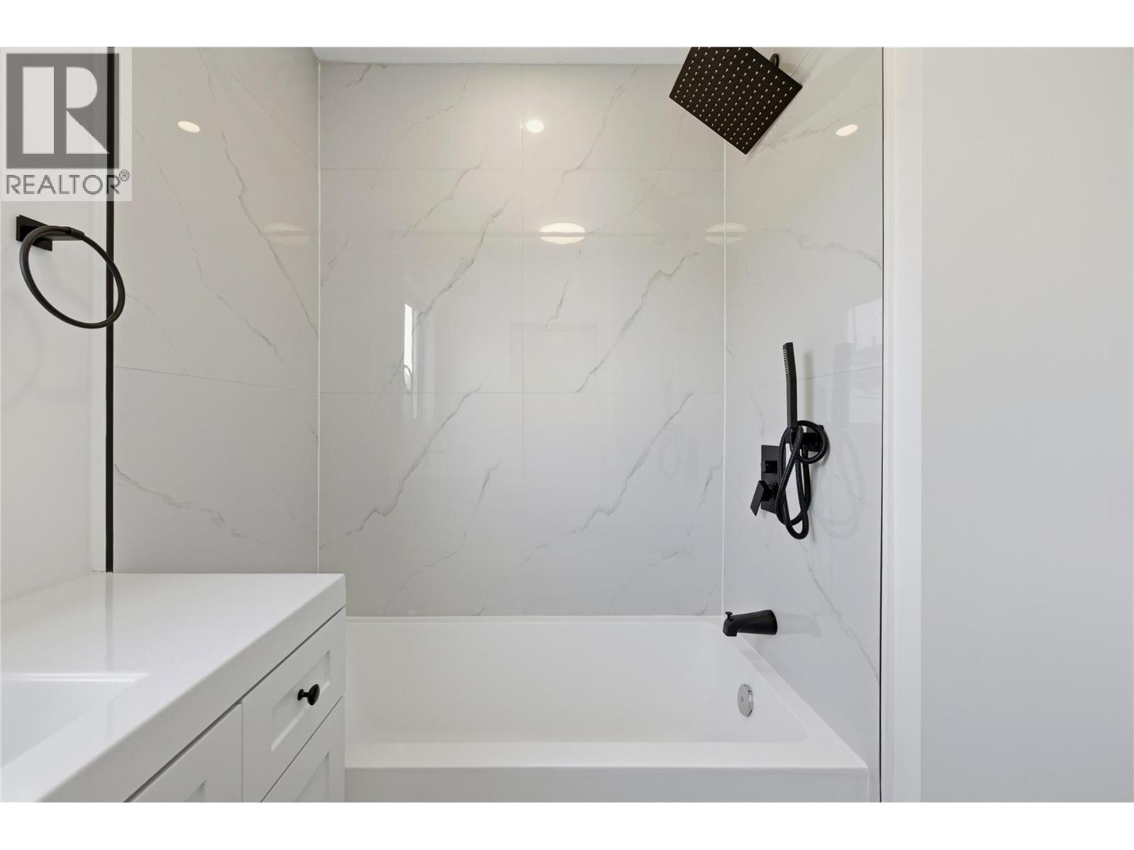 3906 Harding Road, West Kelowna, British Columbia  V4T 2J9 - Photo 54 - 10388134