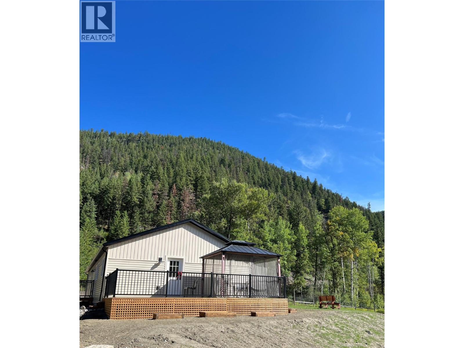 1238 Creighton Valley Road, Lumby, British Columbia  V0E 2G1 - Photo 6 - 10390041