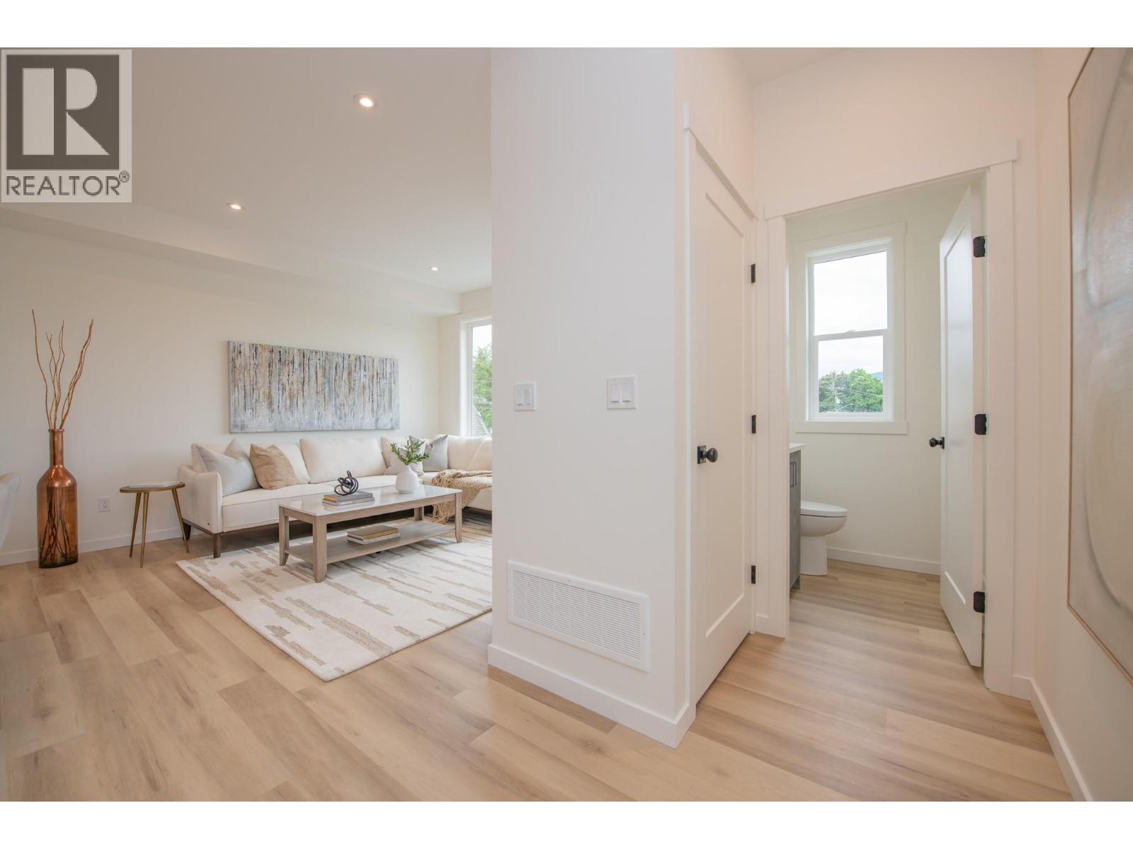 3602 Pleasant Valley Road Unit# 1, Vernon, British Columbia  V1T 4L6 - Photo 6 - 10389356