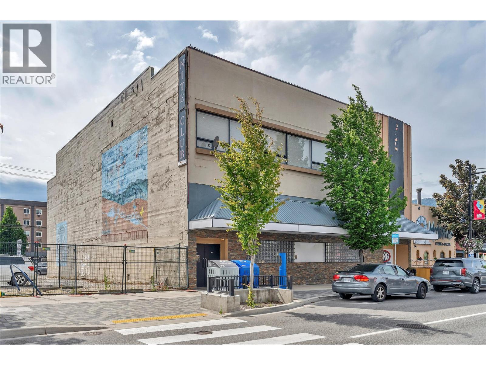 333 Main Street, Penticton, British Columbia  V2A 5B7 - Photo 2 - 10389341