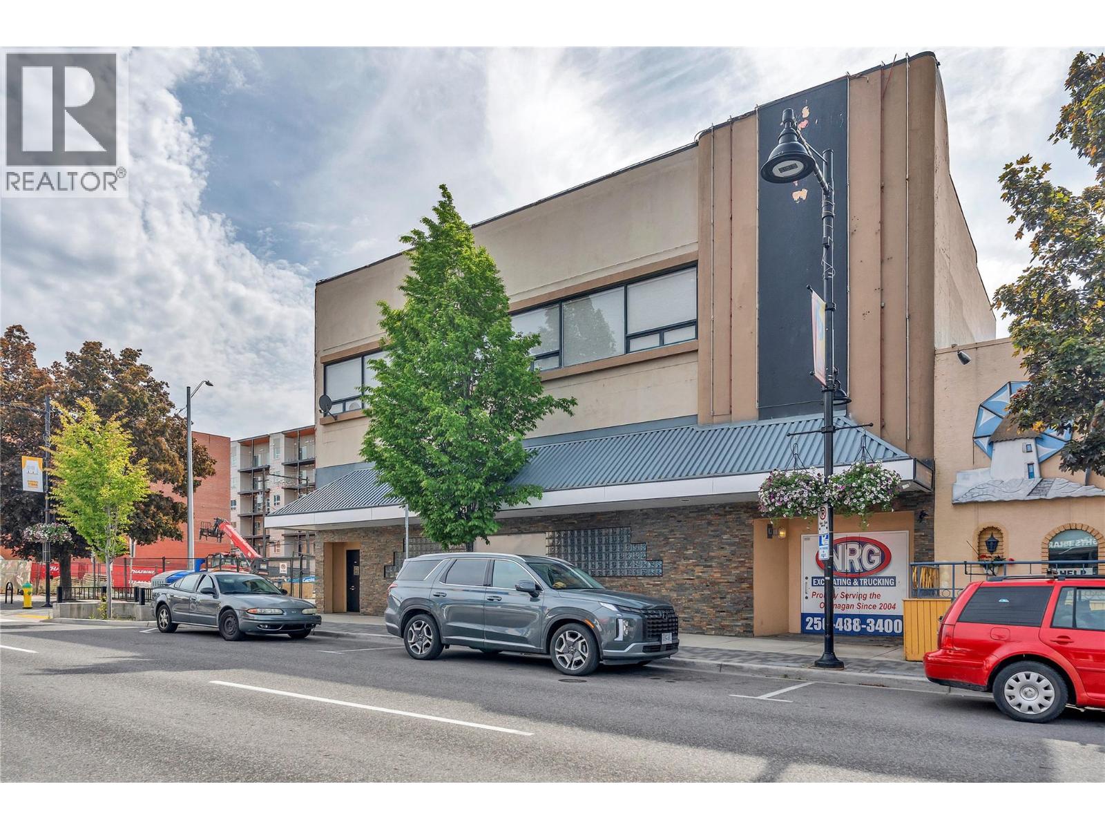 333 Main Street, Penticton, British Columbia  V2A 5B7 - Photo 3 - 10389341