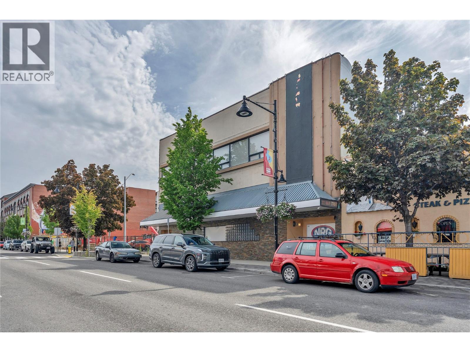 333 Main Street, Penticton, British Columbia  V2A 5B7 - Photo 4 - 10389341