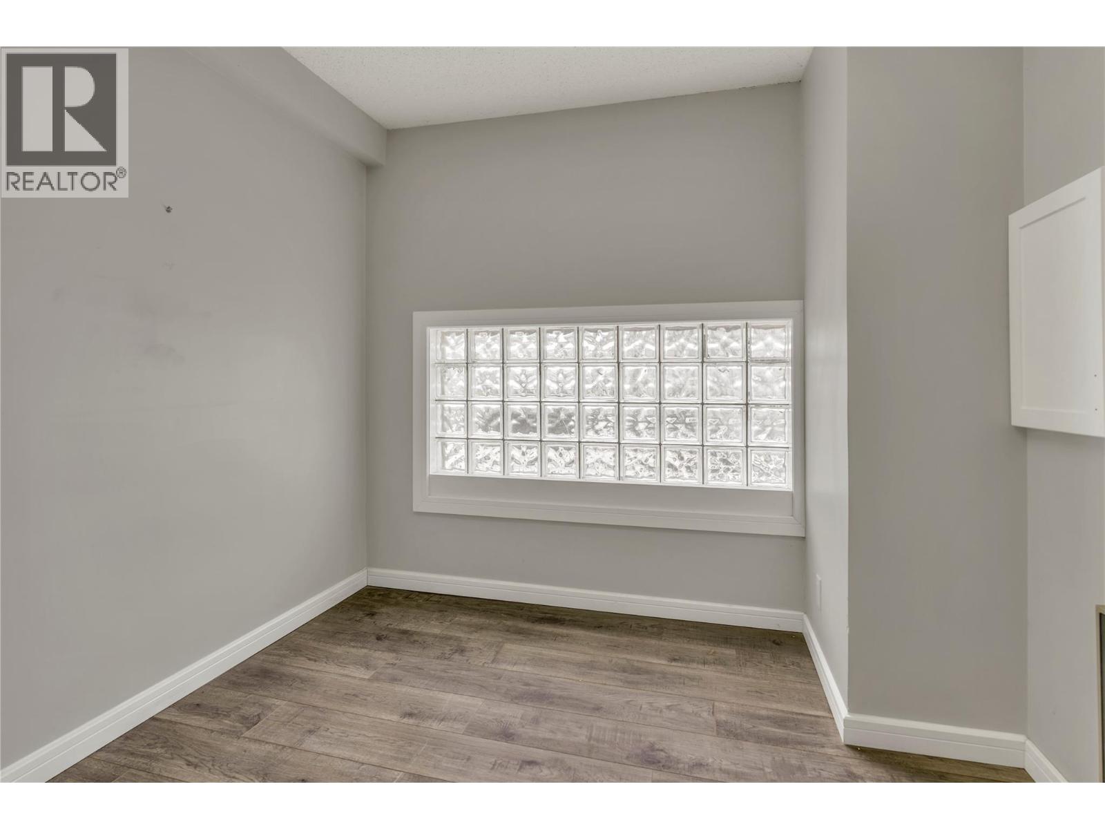 333 Main Street, Penticton, British Columbia  V2A 5B7 - Photo 51 - 10389341
