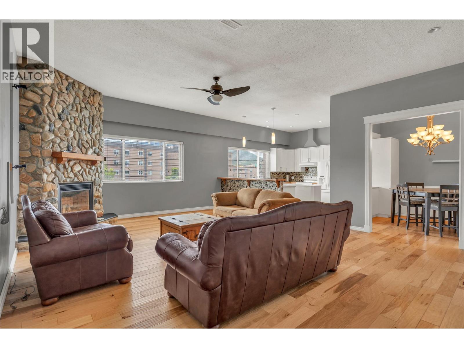 333 Main Street, Penticton, British Columbia  V2A 5B7 - Photo 53 - 10389341