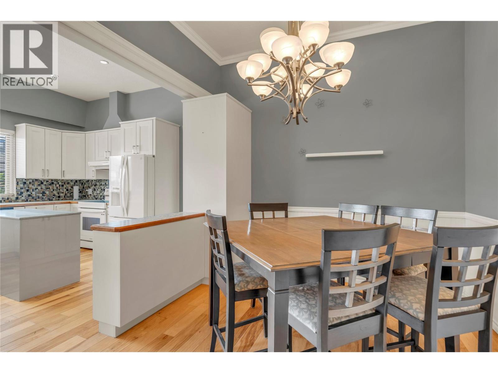 333 Main Street, Penticton, British Columbia  V2A 5B7 - Photo 61 - 10389341