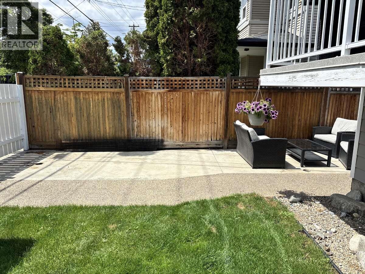 453 Alexander Avenue, Penticton, British Columbia  V2A 1E6 - Photo 3 - 10390201