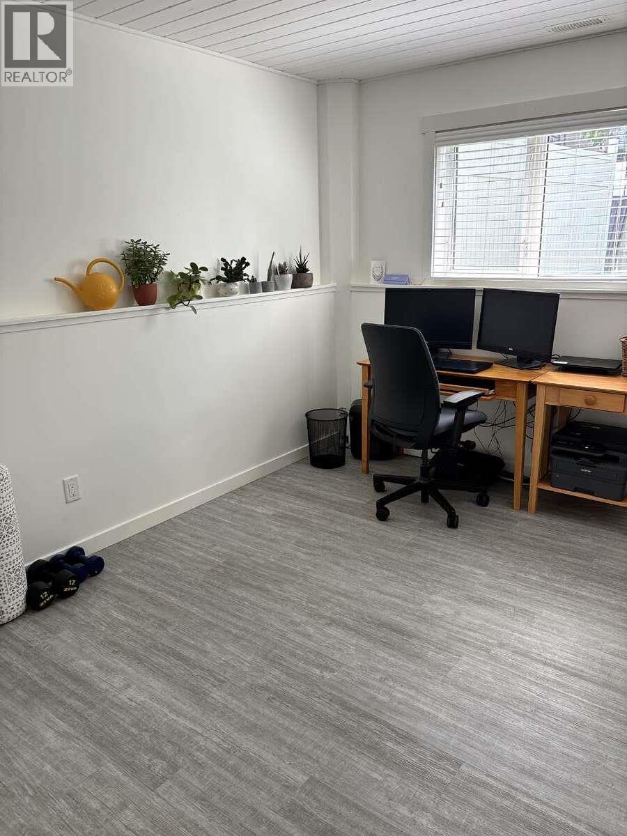 453 Alexander Avenue, Penticton, British Columbia  V2A 1E6 - Photo 37 - 10390201