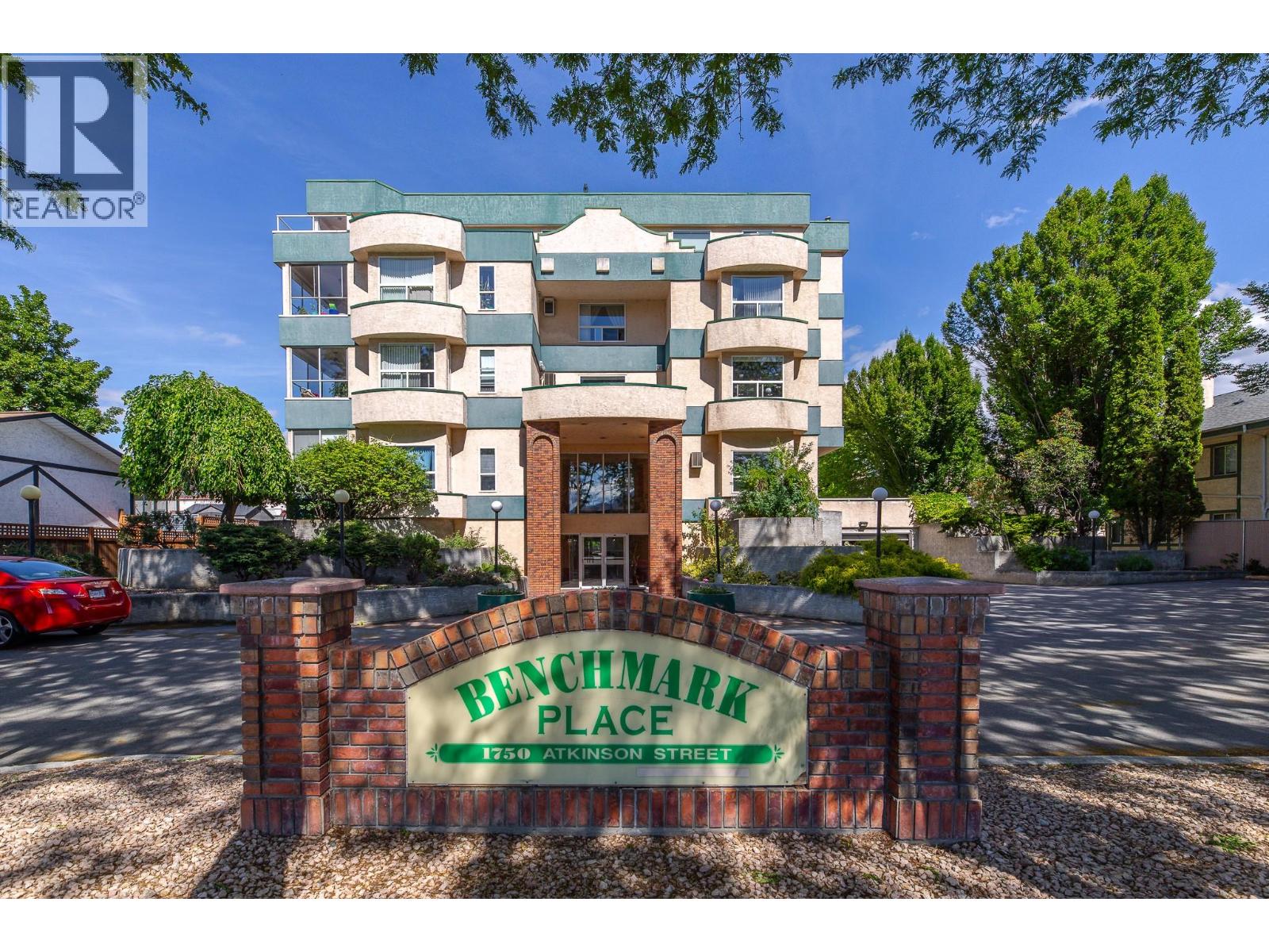 1750 Atkinson Street Unit# 302, Penticton, British Columbia  V2A 7M6 - Photo 1 - 10390050