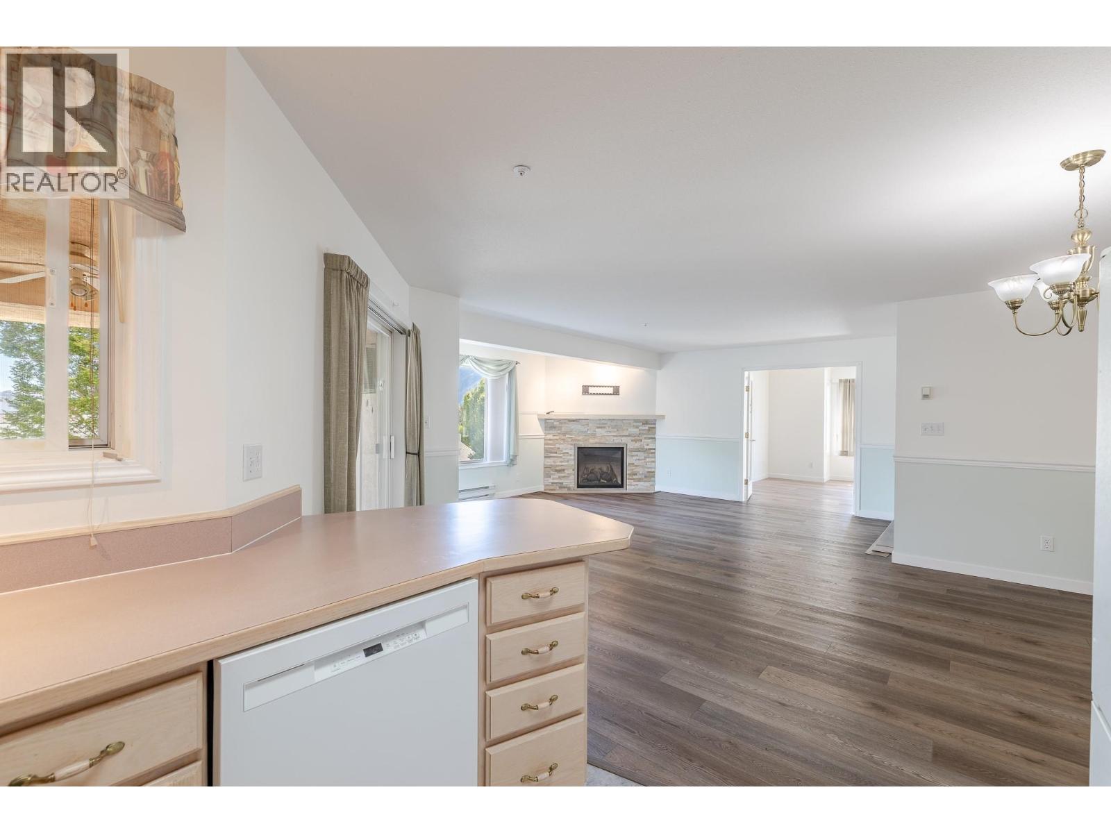 1750 Atkinson Street Unit# 302, Penticton, British Columbia  V2A 7M6 - Photo 7 - 10390050