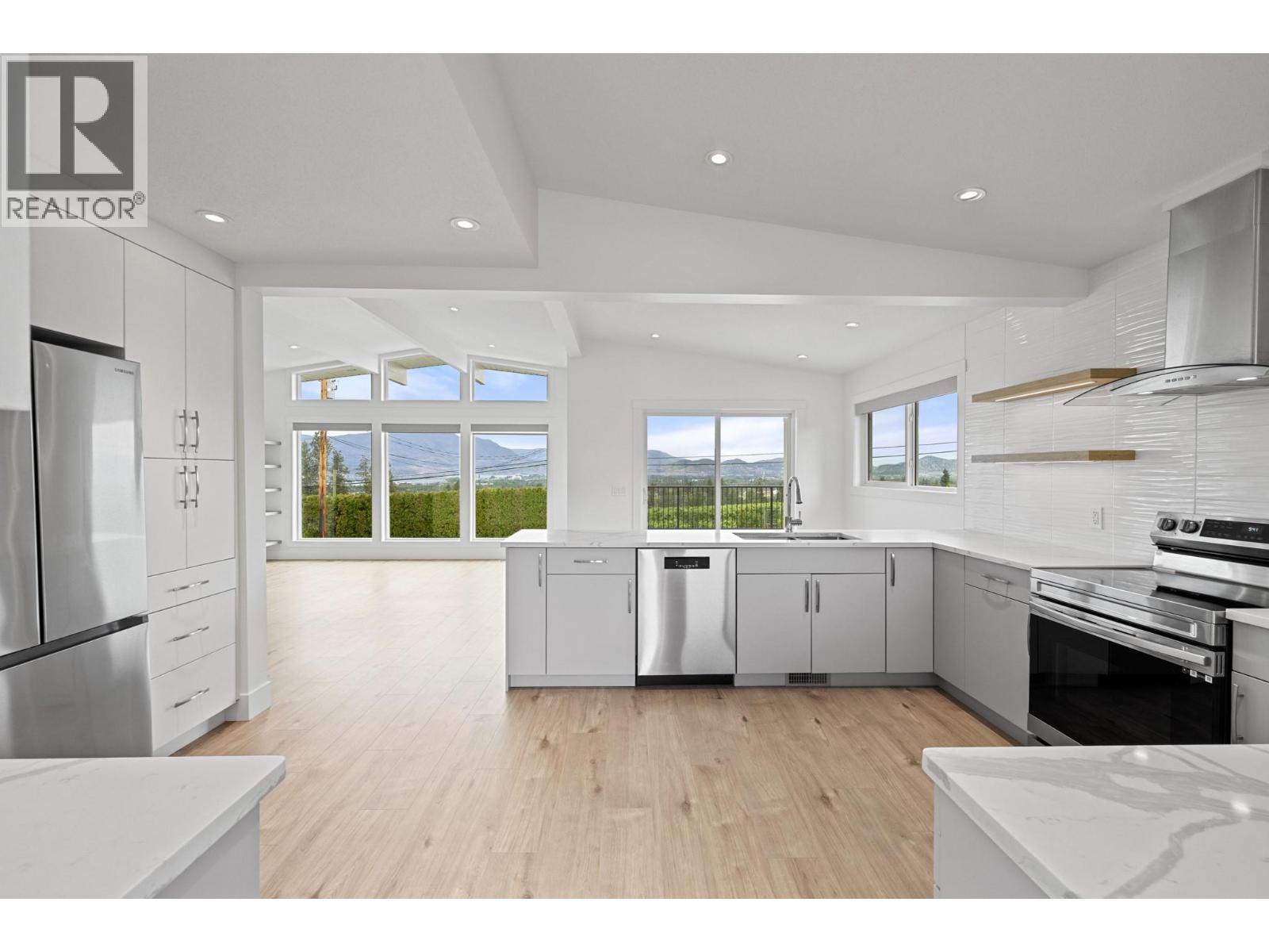 1315 Dehart Road, Kelowna, British Columbia  V1W 4N3 - Photo 16 - 10389704