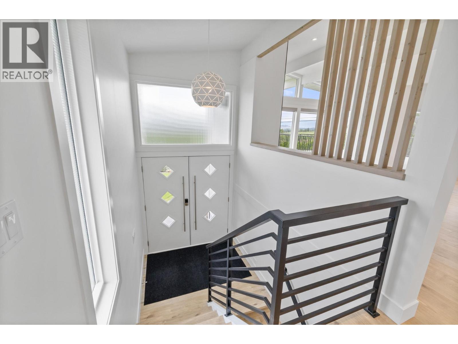 1315 Dehart Road, Kelowna, British Columbia  V1W 4N3 - Photo 30 - 10389704