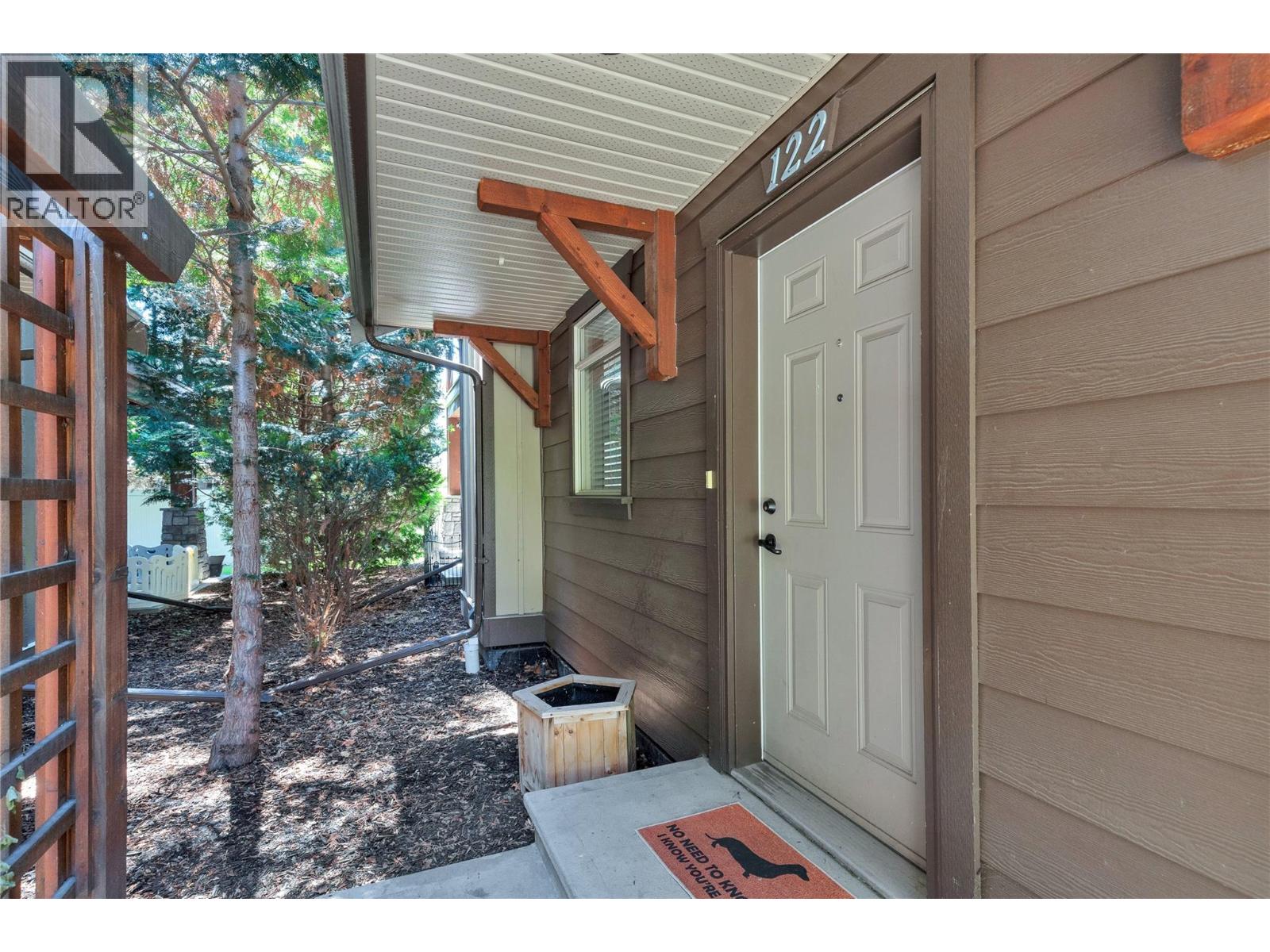 511 Yates Road Unit# 122, Kelowna, British Columbia  V1V 2X2 - Photo 2 - 10389379