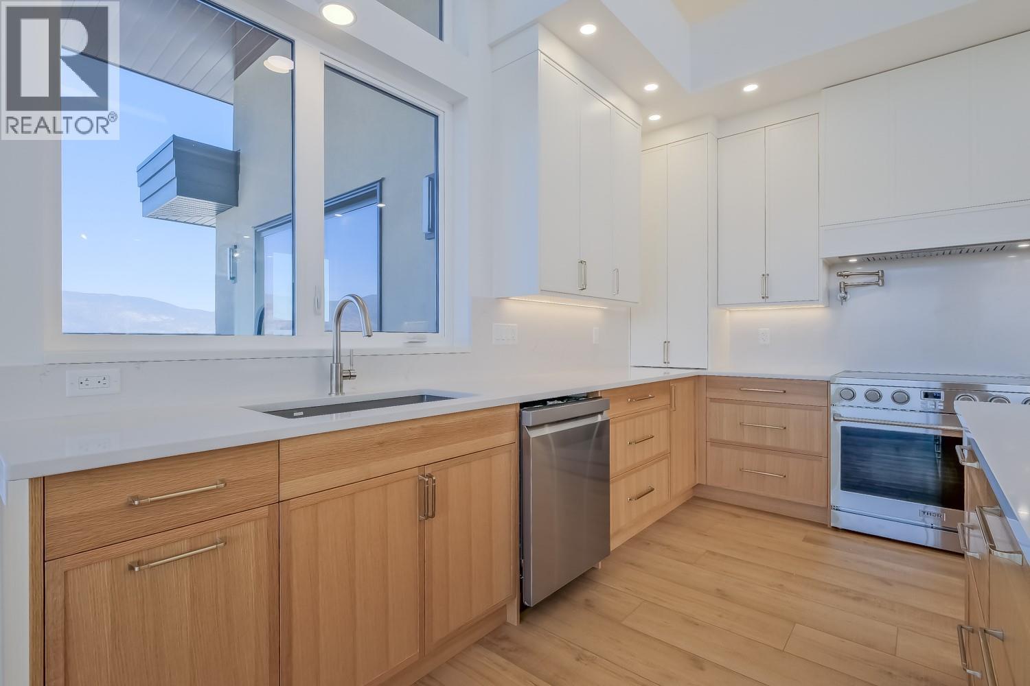 3331 Evergreen Drive Unit# 106, Penticton, British Columbia  V2A 0J3 - Photo 10 - 10390195