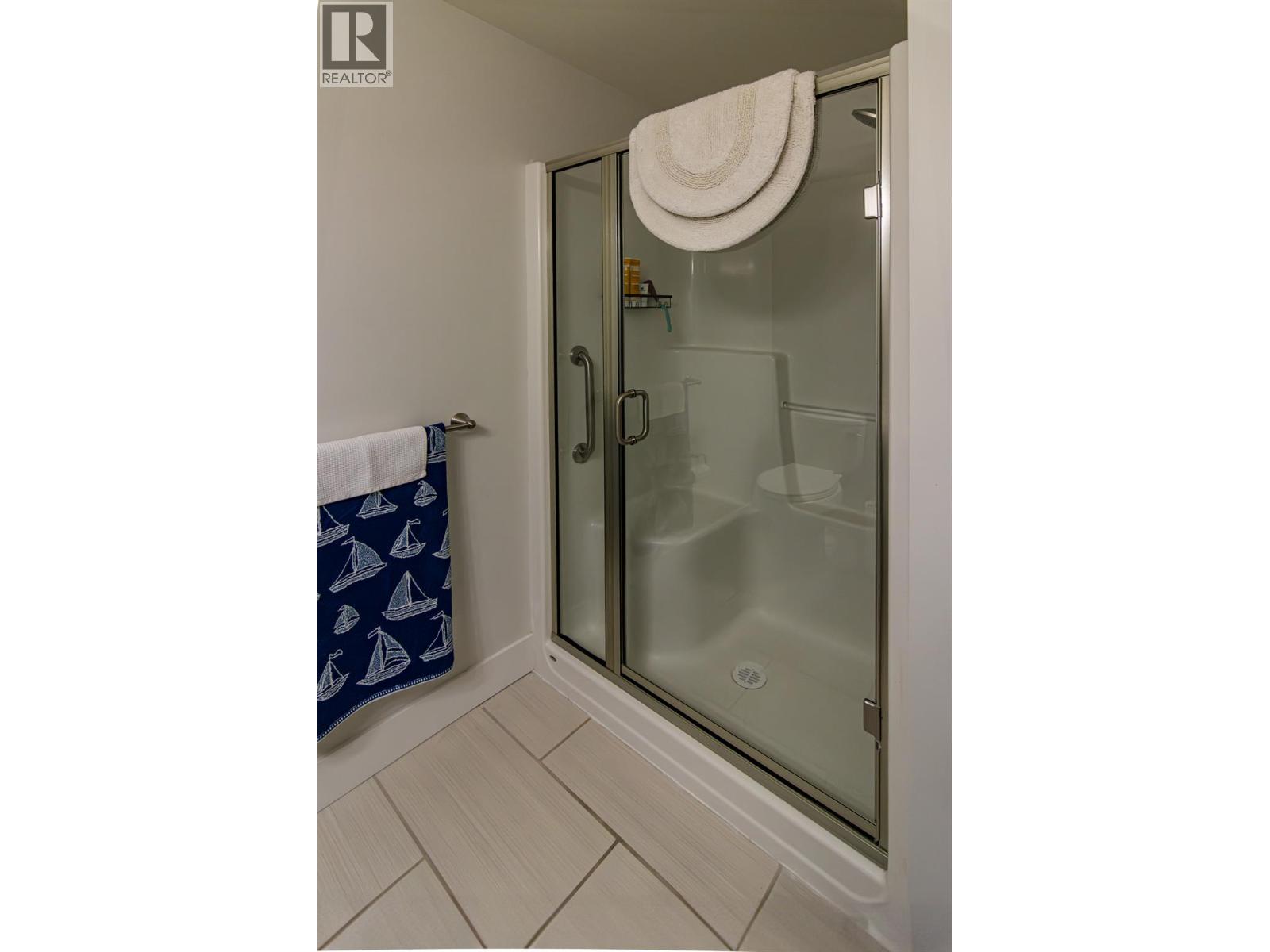 330 4 Avenue Se Unit# 402 Lot# 330, Salmon Arm, British Columbia  V1E 0E2 - Photo 12 - 10389505