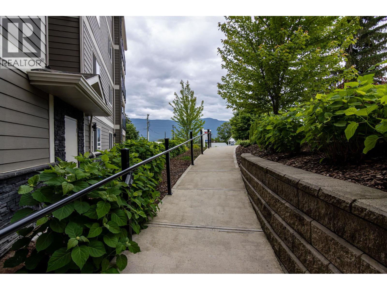 330 4 Avenue Se Unit# 402 Lot# 330, Salmon Arm, British Columbia  V1E 0E2 - Photo 23 - 10389505