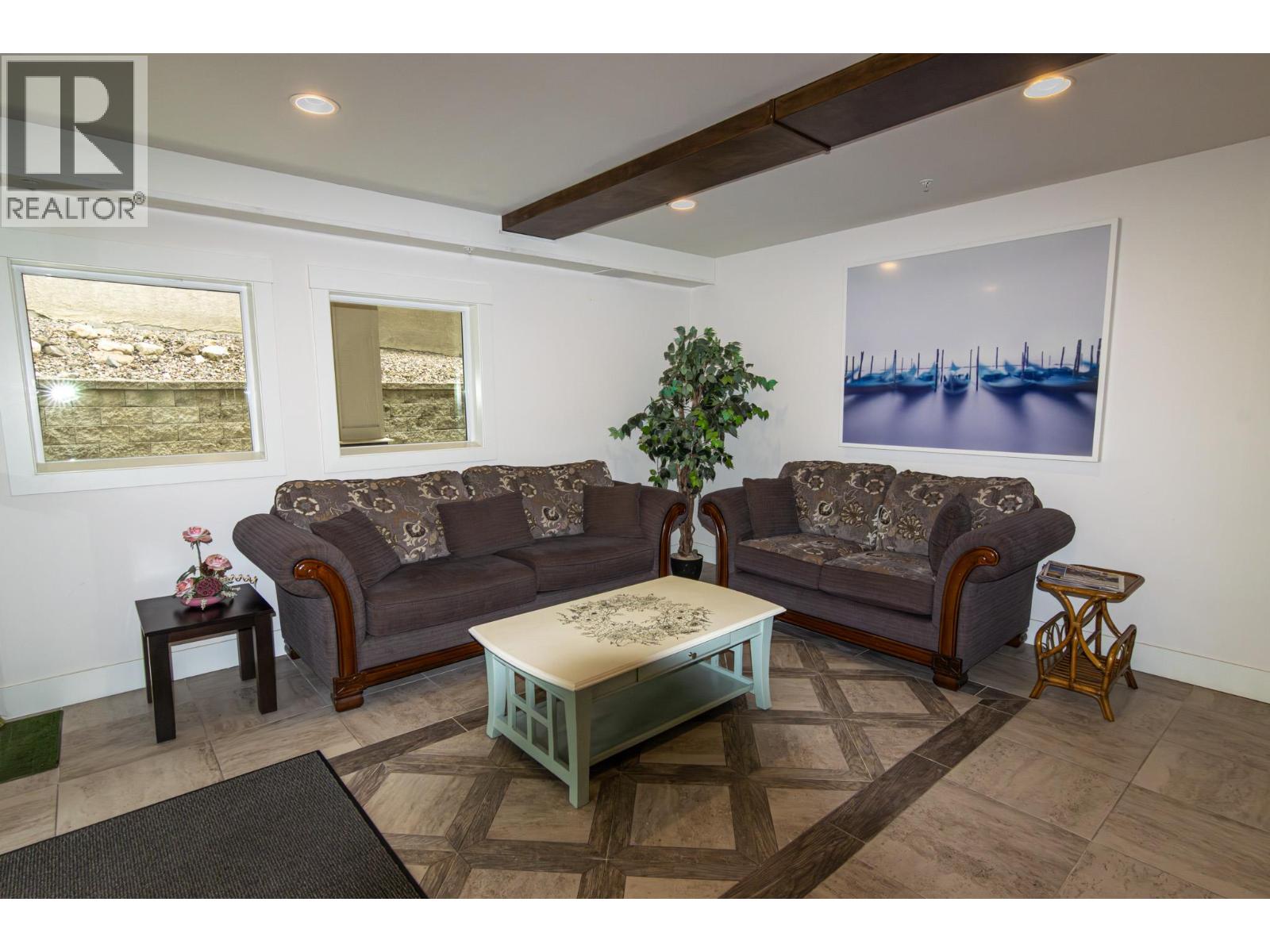 330 4 Avenue Se Unit# 402 Lot# 330, Salmon Arm, British Columbia  V1E 0E2 - Photo 3 - 10389505