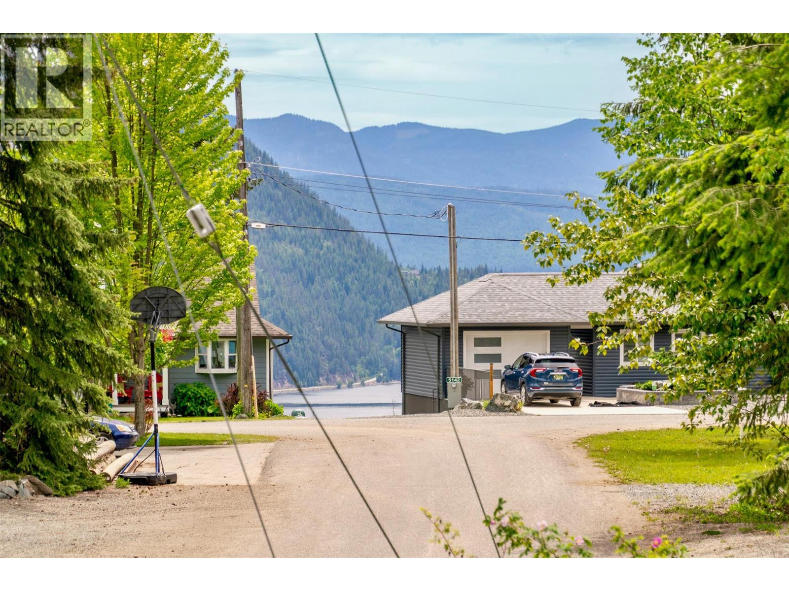 5147 Tallington Drive, Celista, British Columbia  V0E 1M6 - Photo 14 - 10387731