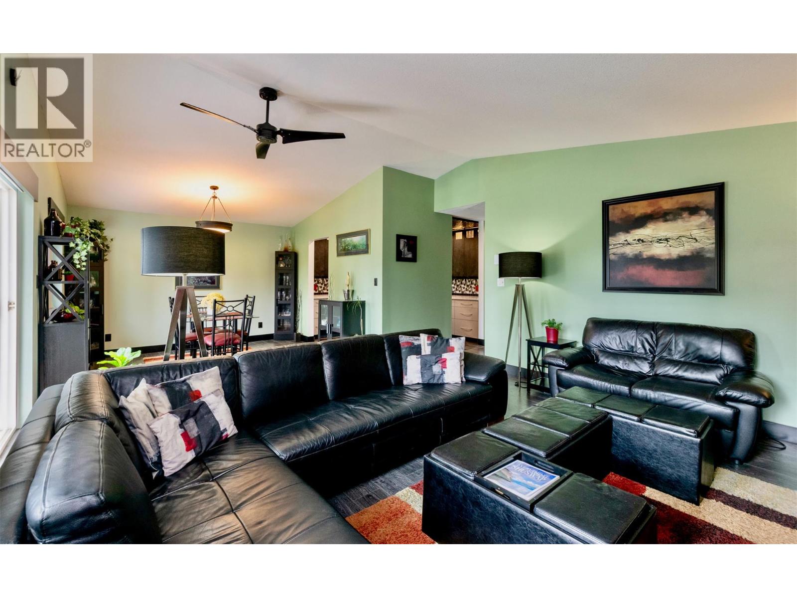 5147 Tallington Drive, Celista, British Columbia  V0E 1M6 - Photo 17 - 10387731