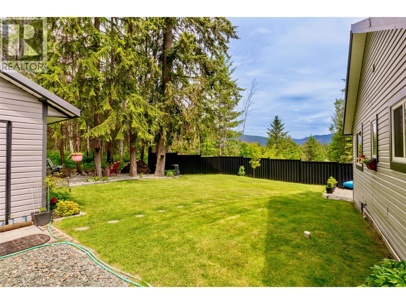 5147 Tallington Drive, Celista, British Columbia  V0E 1M6 - Photo 38 - 10387731