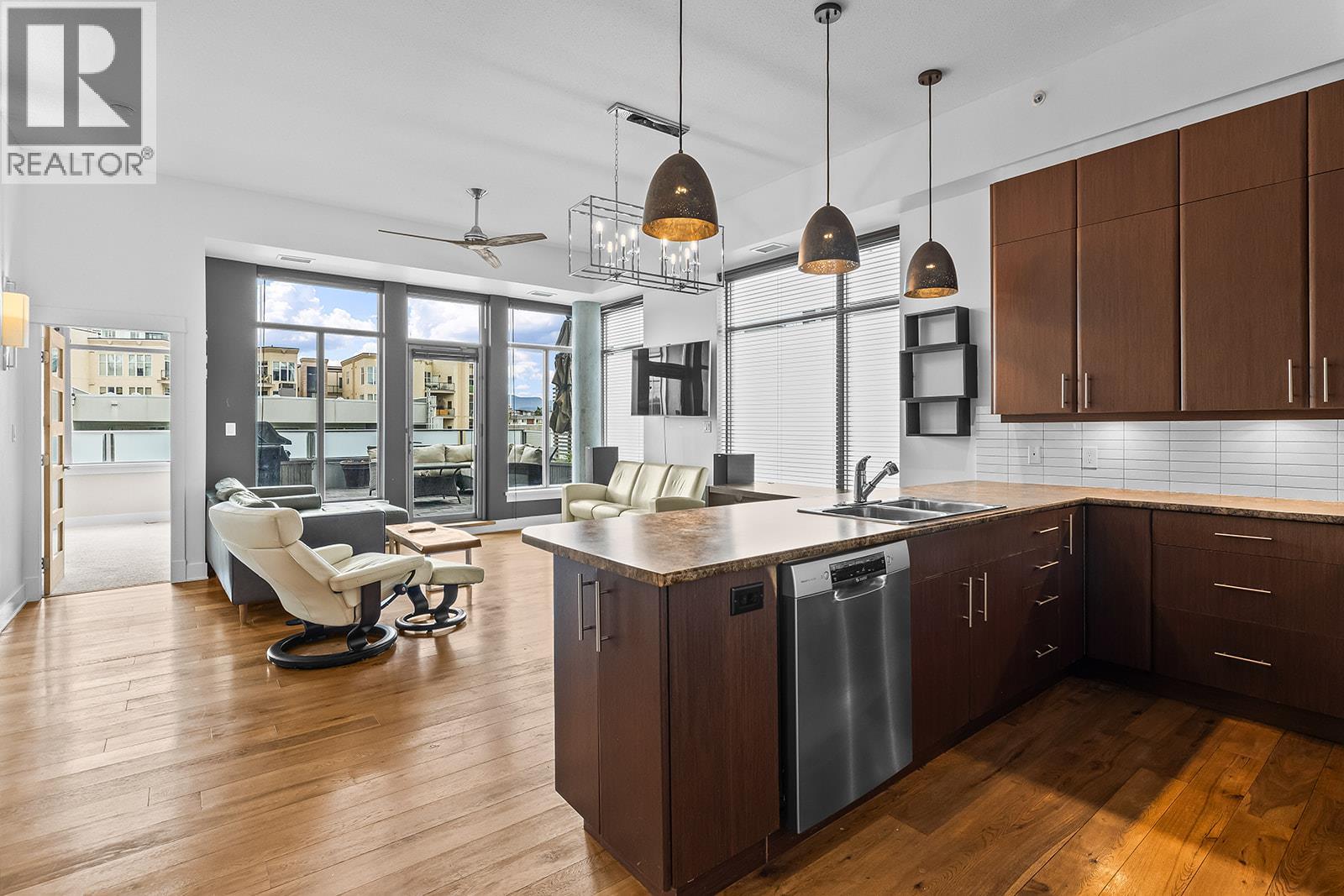 1329 Ellis Street Unit# 204, Kelowna, British Columbia  V1Y 9X5 - Photo 1 - 10384667