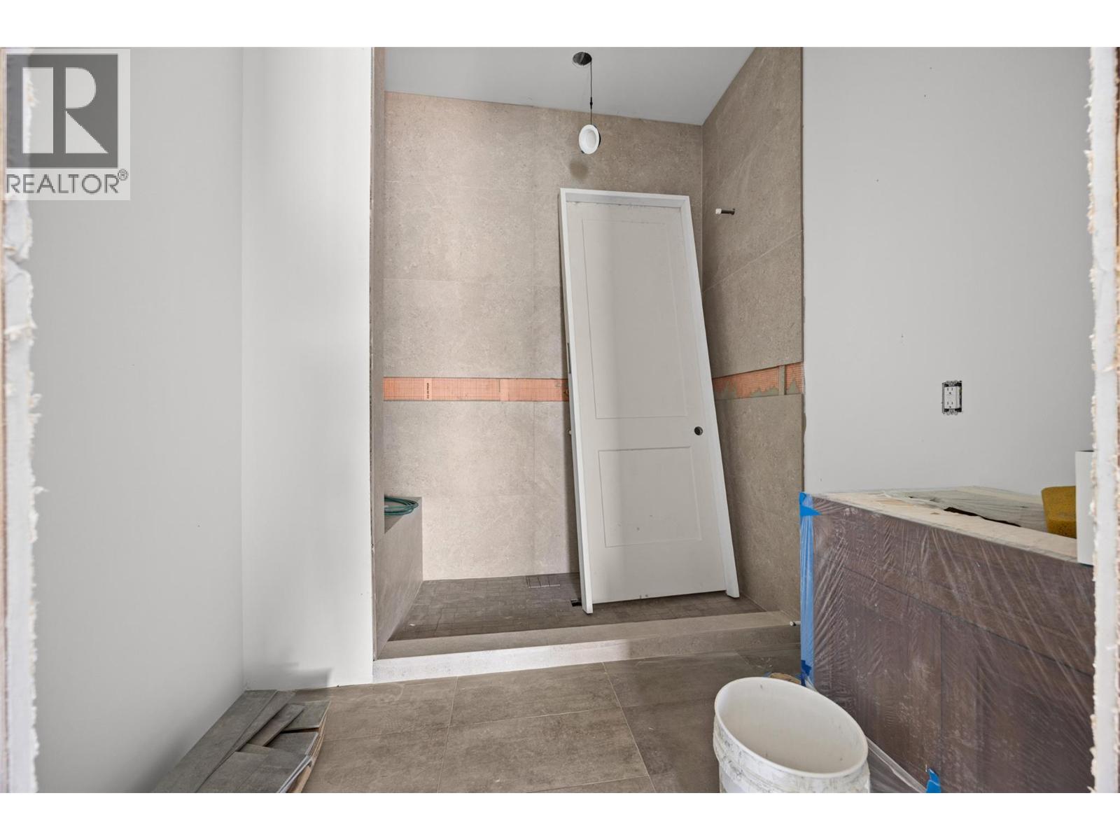 9701 Delcliffe Road, Vernon, British Columbia  V1H 1K9 - Photo 42 - 10389786