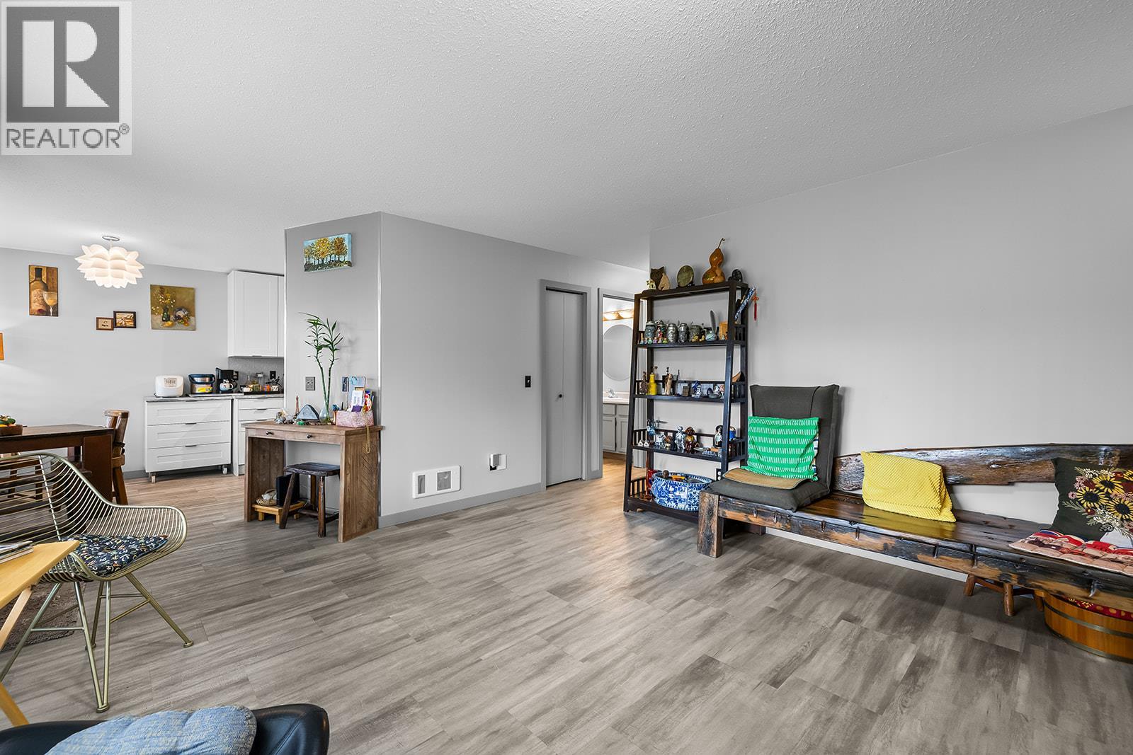363 Gerstmar Road Unit# 6, Kelowna, British Columbia  V1X 4A6 - Photo 10 - 10389749