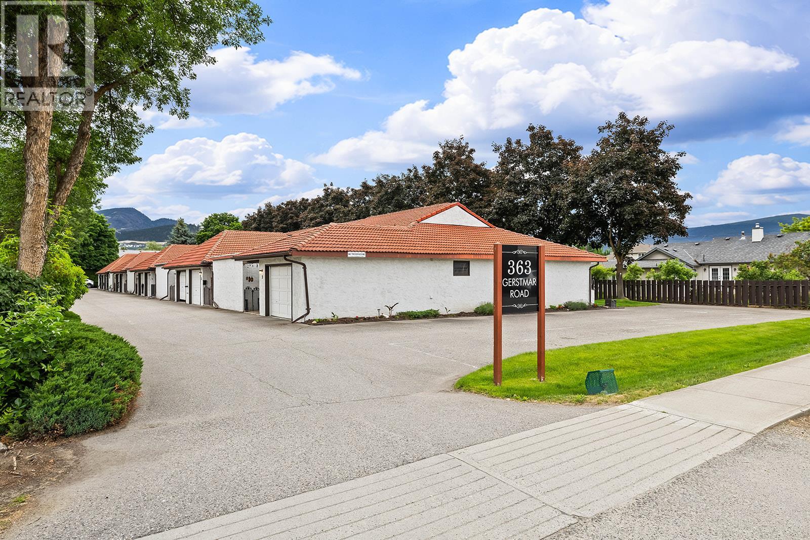 363 Gerstmar Road Unit# 6, Kelowna, British Columbia  V1X 4A6 - Photo 3 - 10389749