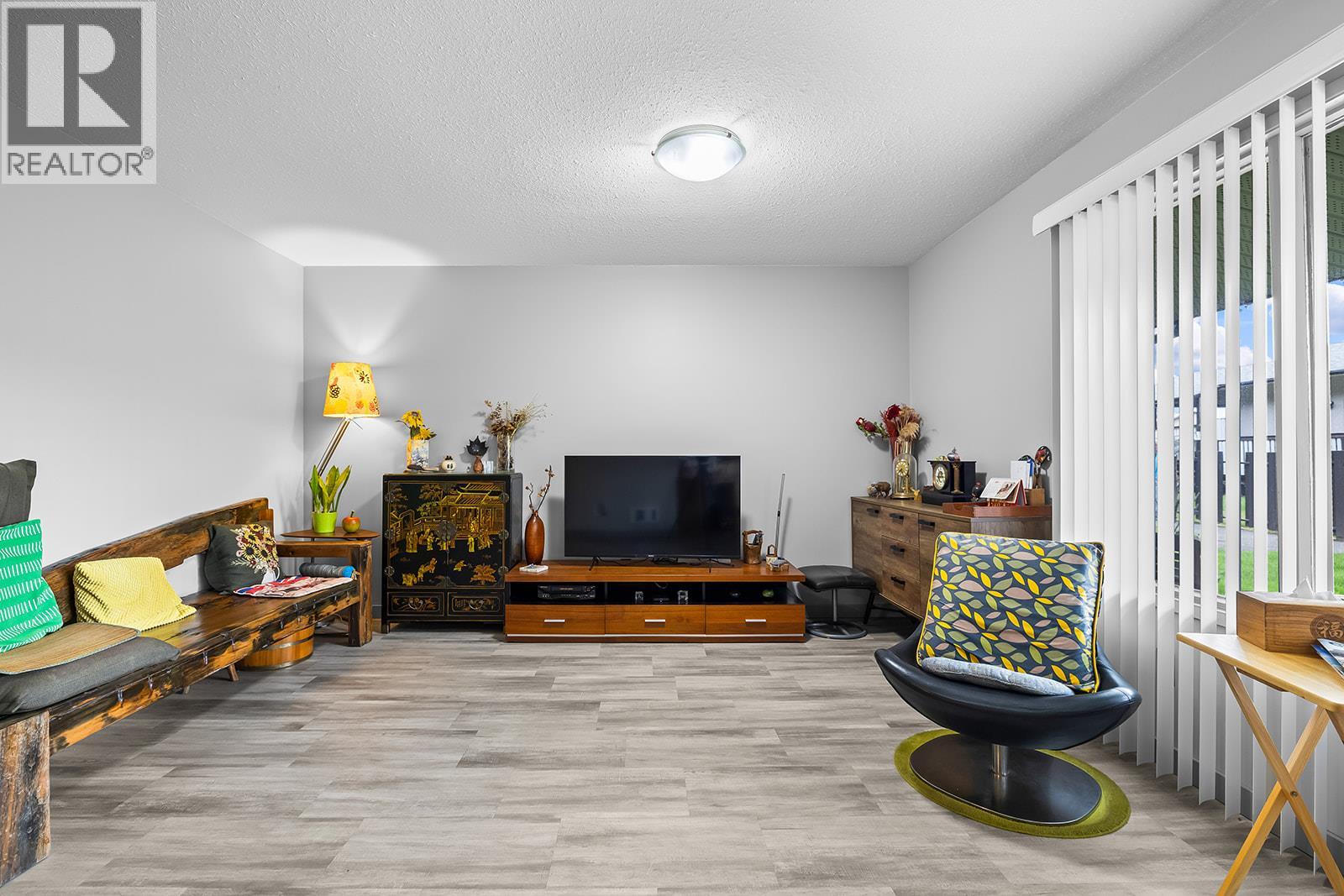 363 Gerstmar Road Unit# 6, Kelowna, British Columbia  V1X 4A6 - Photo 8 - 10389749