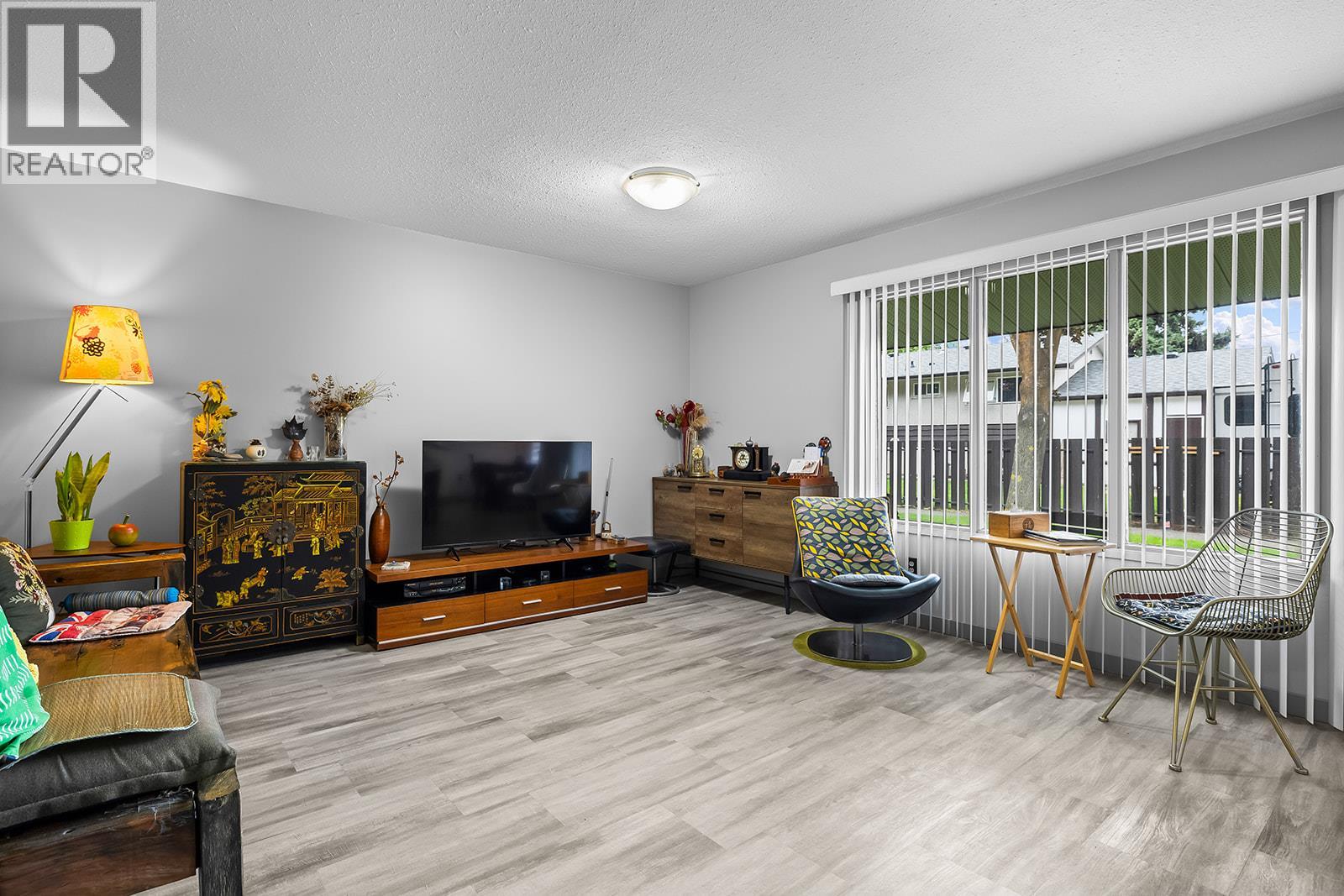 363 Gerstmar Road Unit# 6, Kelowna, British Columbia  V1X 4A6 - Photo 9 - 10389749