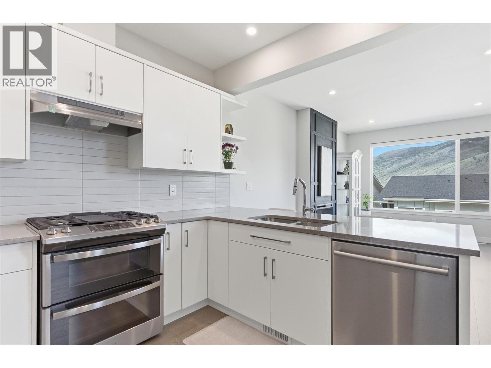2045 Stagecoach Drive Unit# 105, Kamloops, British Columbia  V2B 0H8 - Photo 15 - 10390091